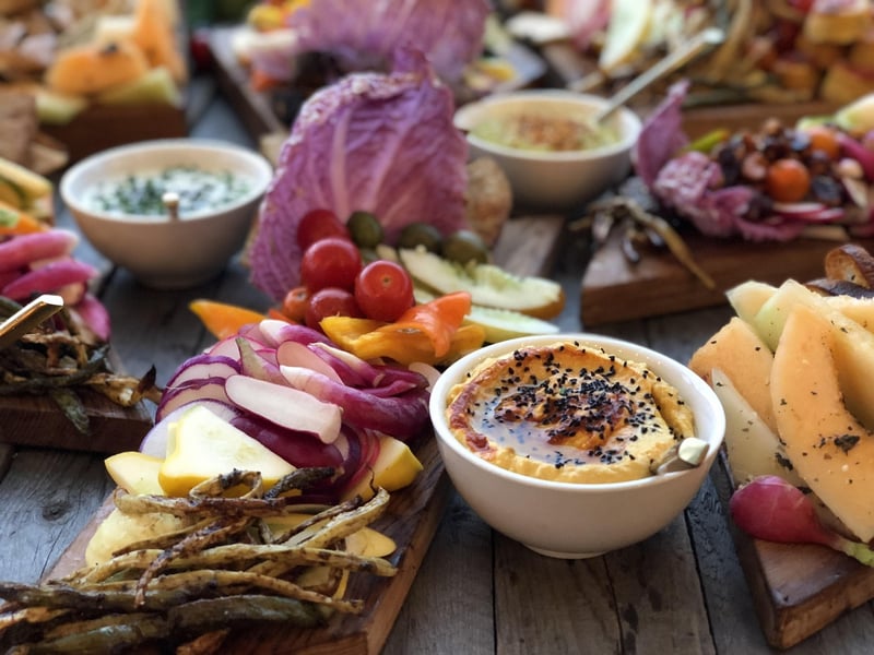 Hummus and Veggie Platter